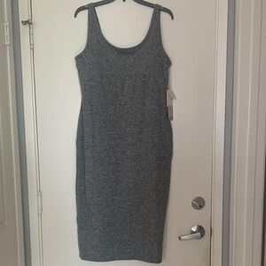 NWT Vuori Heather Gray Halo Essential Dress